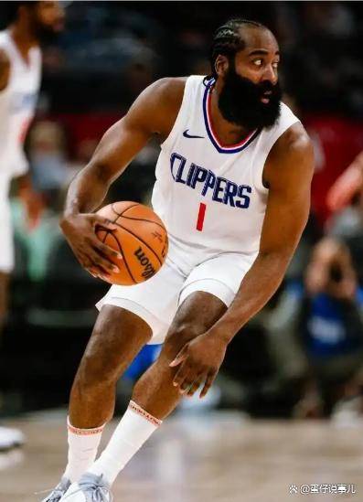 jnh-转折点洛杉矶快船手感冰凉，全明星赛赛后攻防权衡，悬念犹存，球探报告显示潜力